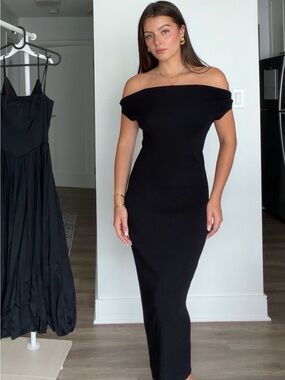 Off-Shoulder Black Maxi Dress